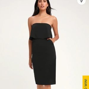 Lulu’s BRAND NEW size XS “Lots of Love Strapless Midi Dress”